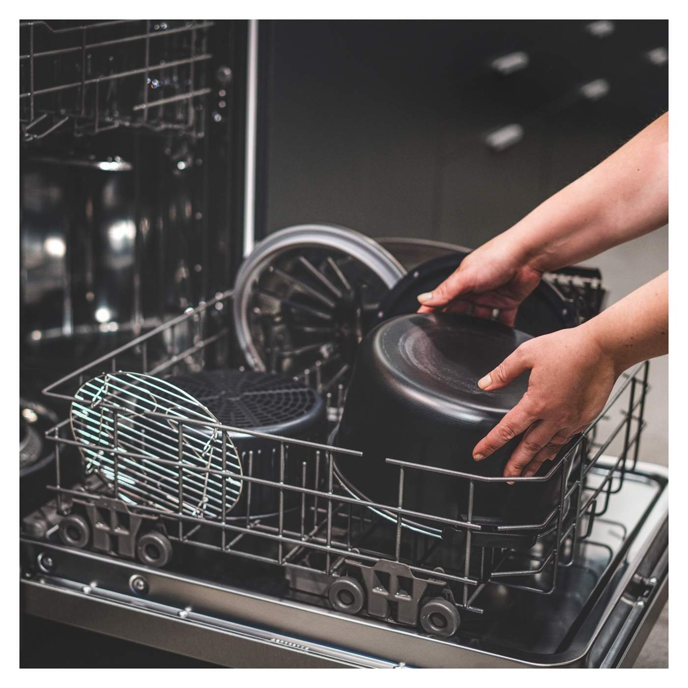 Crux Black Airpro Cook & Fryer; image 4 of 9