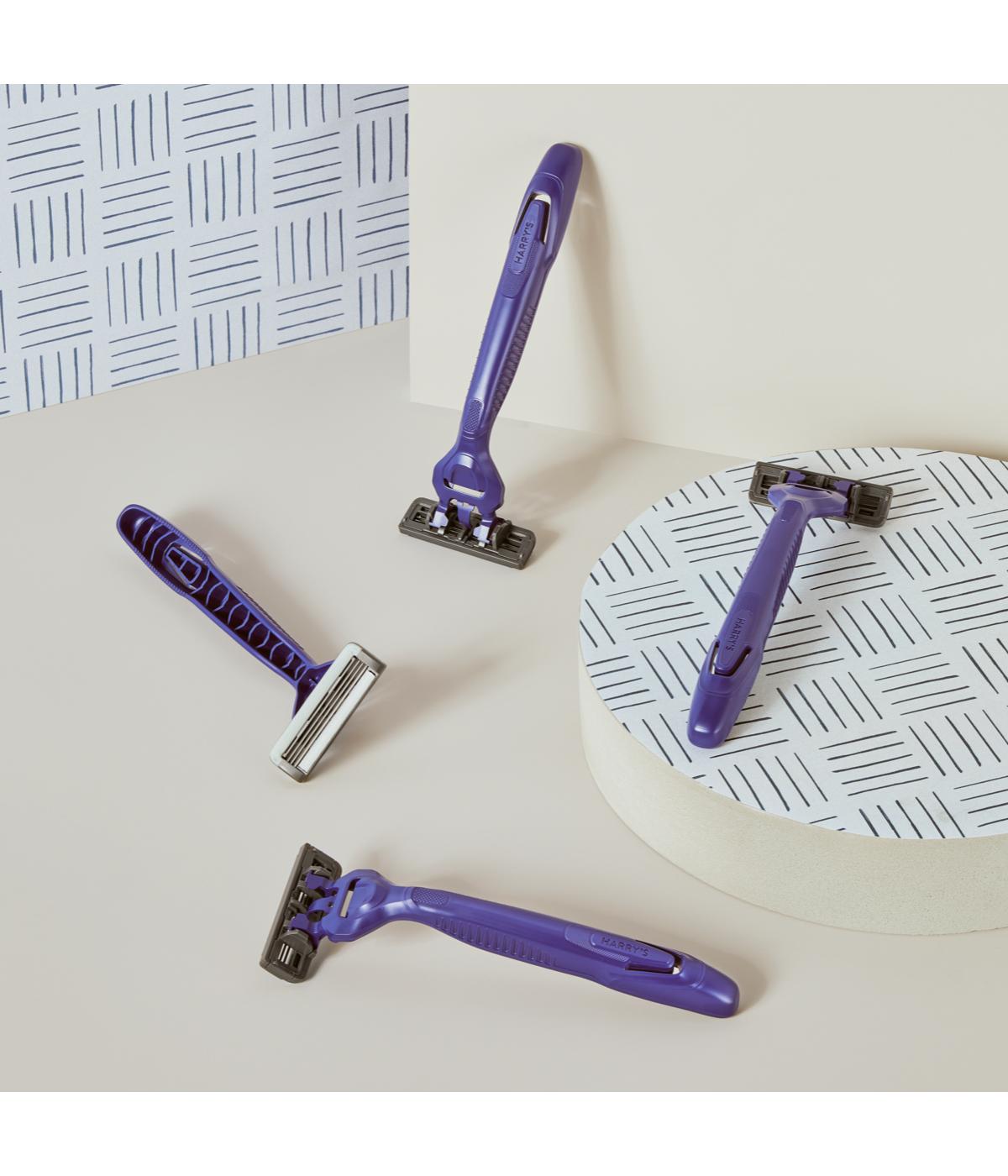 Harry's 3-Blade Disposable Razor Midnight Blue; image 2 of 4