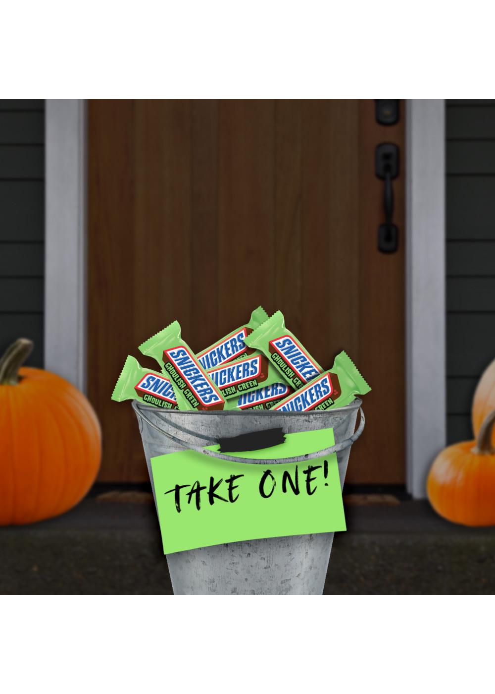 Snickers Ghoulish Green Fun Size Halloween Candy Bars; image 3 of 7