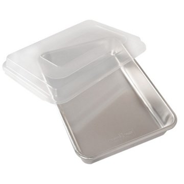 Nordic Ware Naturals Rectangular Cake Pan with Storage Lid, 9" x 13"