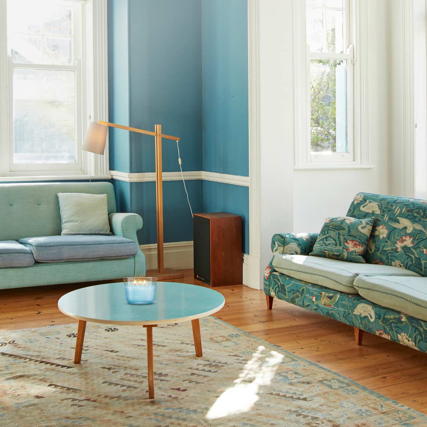 Glade Invigorating Aqua Waves 3 Wick Candle; image 2 of 12