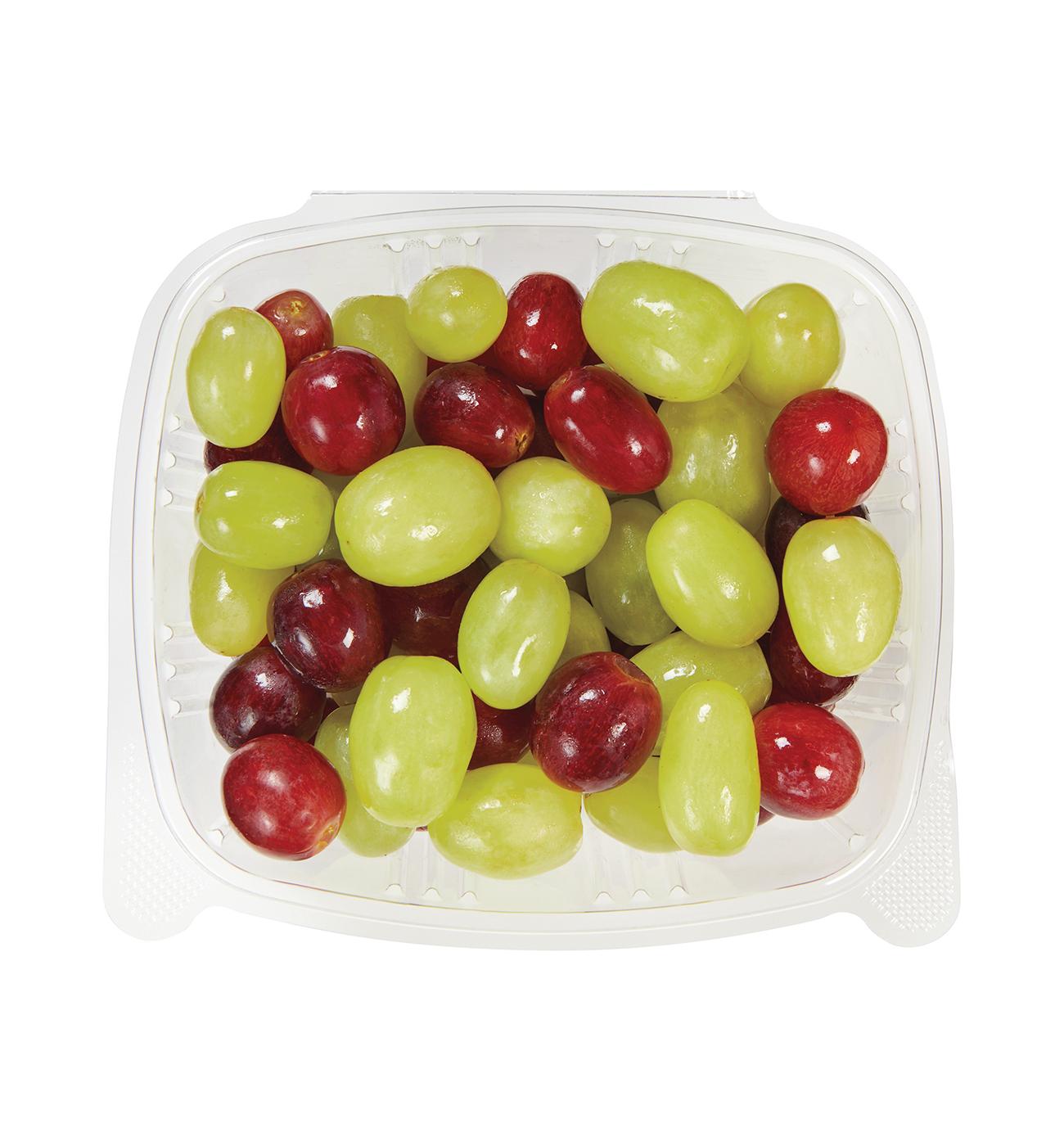 H-E-B Fresh Red & Green Grapes - Large; image 1 of 2