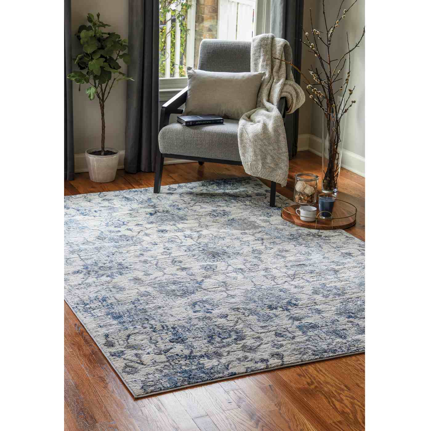 United Weavers of America Austin Collection Floral Pattern Floor Rug; image 2 of 3