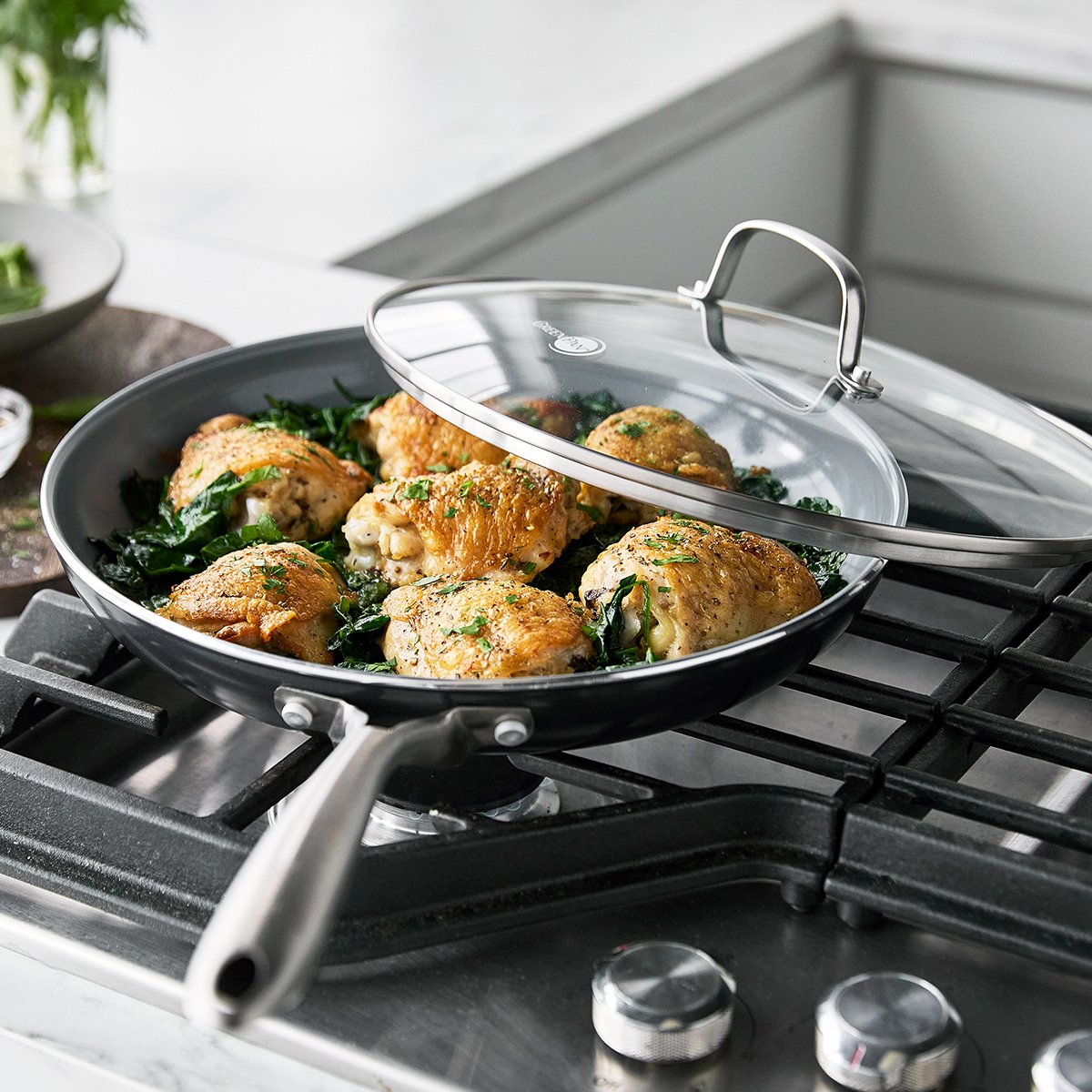 GreenPan Swift Collection Ceramic Nonstick Fry Pan with Lid - Shop Frying  Pans & Griddles at H-E-B