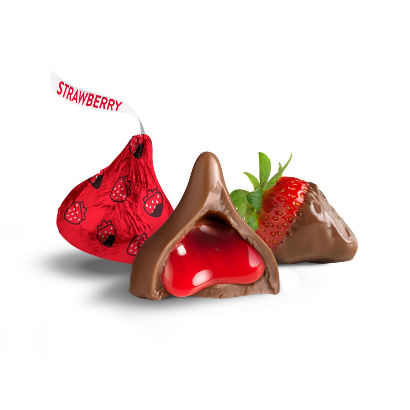 Hershey's Kisses Chocolate Dipped Strawberry Valentine's Candy; image 2 of 7