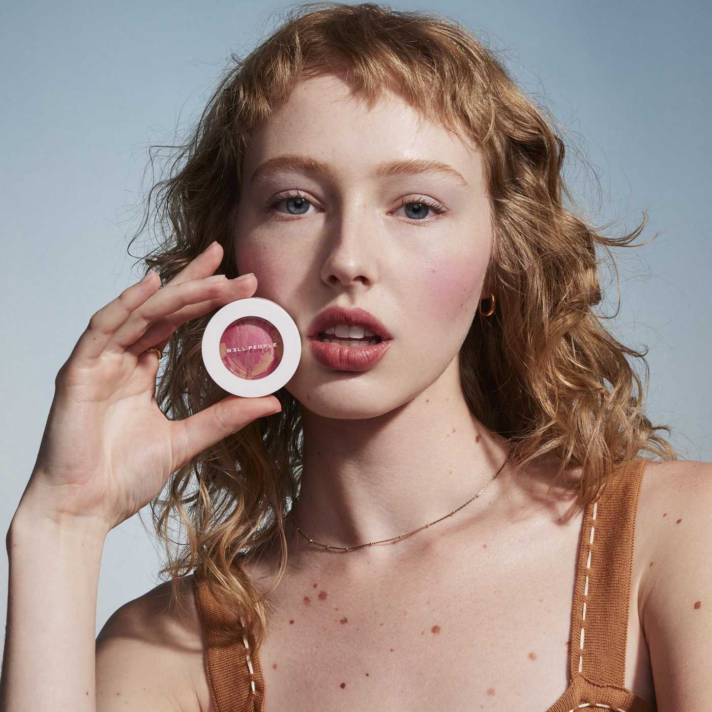 W3ll People Super Powder Blush - Hazelnut Harvest; image 4 of 7