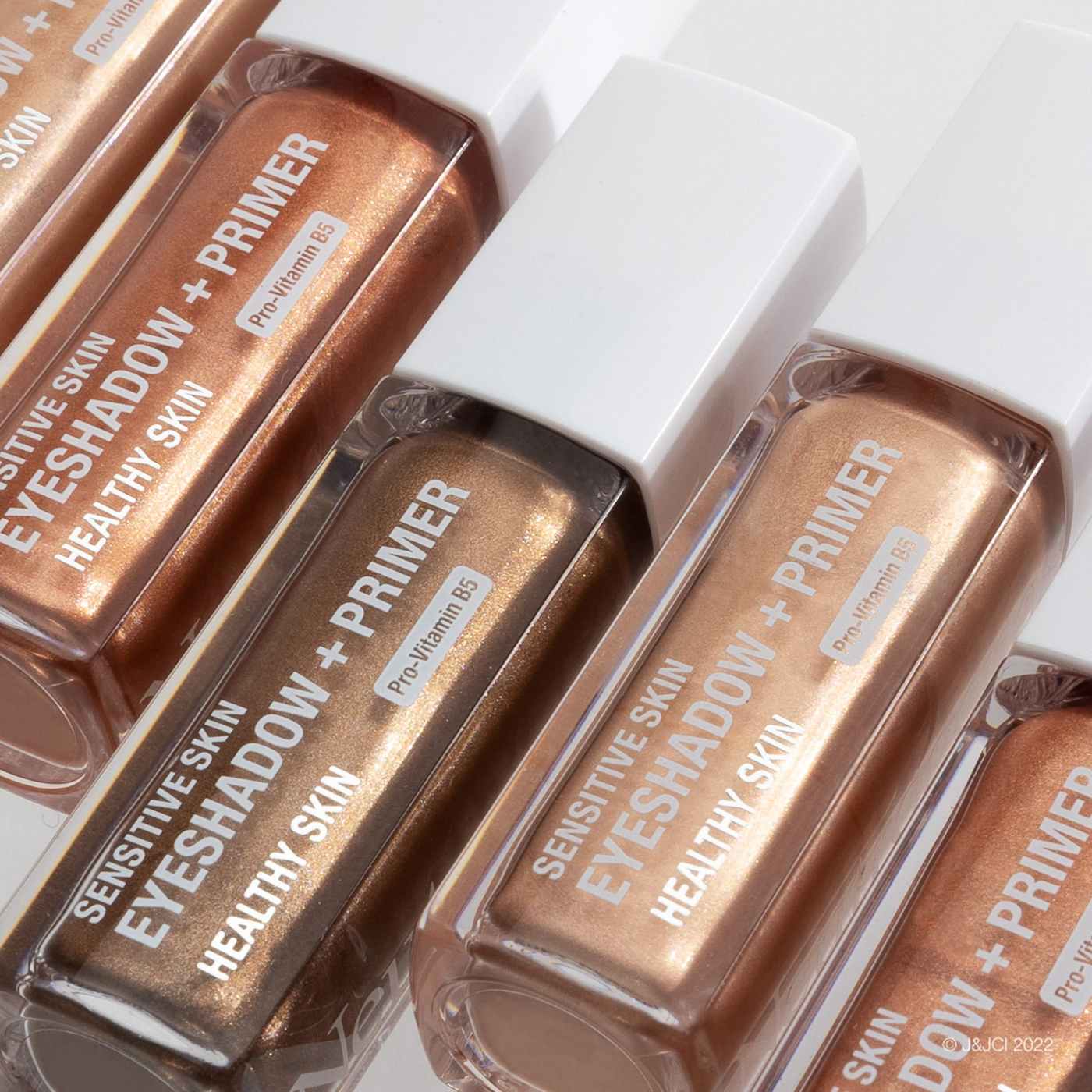 Neutrogena Sensitive Skin Eyeshadow + Primer - Warm Taupe; image 5 of 7