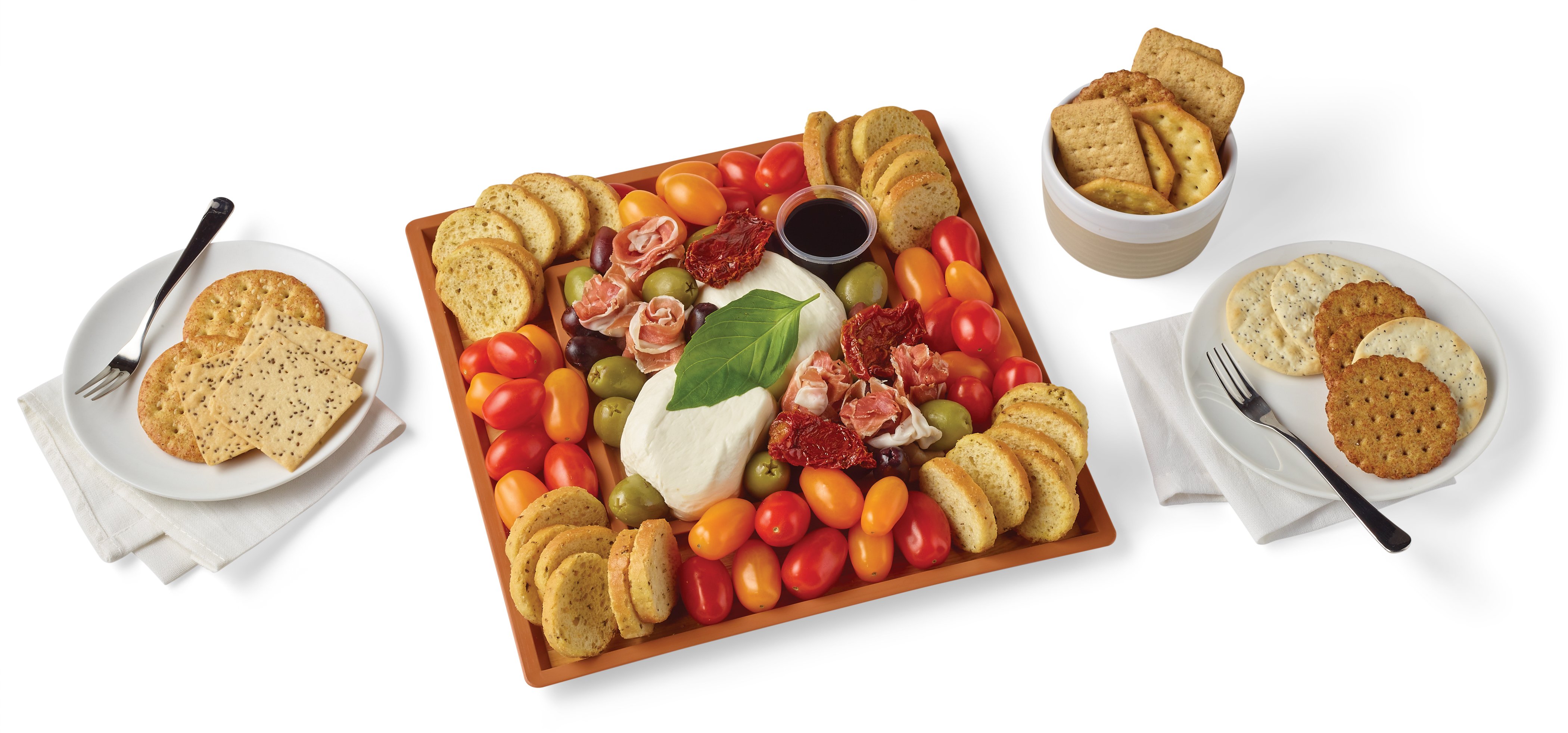 H-E-B Deli Medium Cheese Board - Burrata - Shop Standard Party Trays At ...