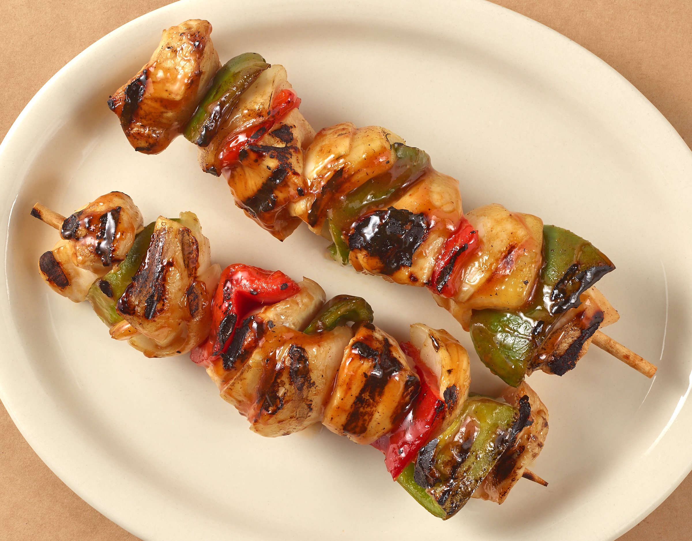 H-E-B Meat Market Marinated Chicken Kabobs - Honey BBQ - Shop Chicken ...