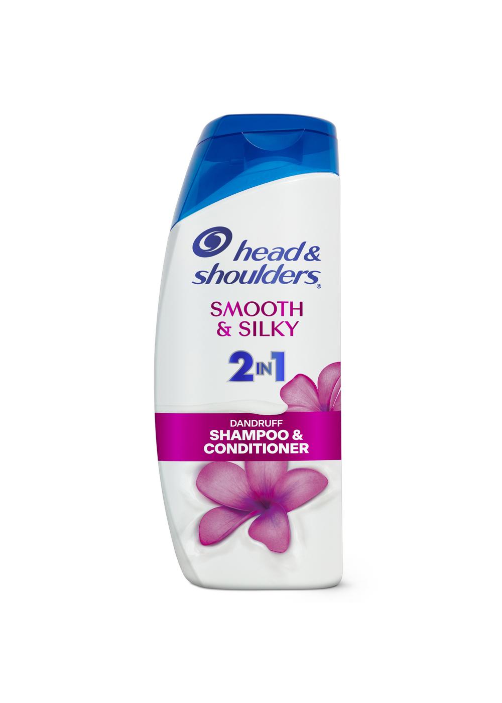 Head & Shoulders 2 in 1 Dandruff Shampoo + Conditioner - Smooth & Silky; image 5 of 11