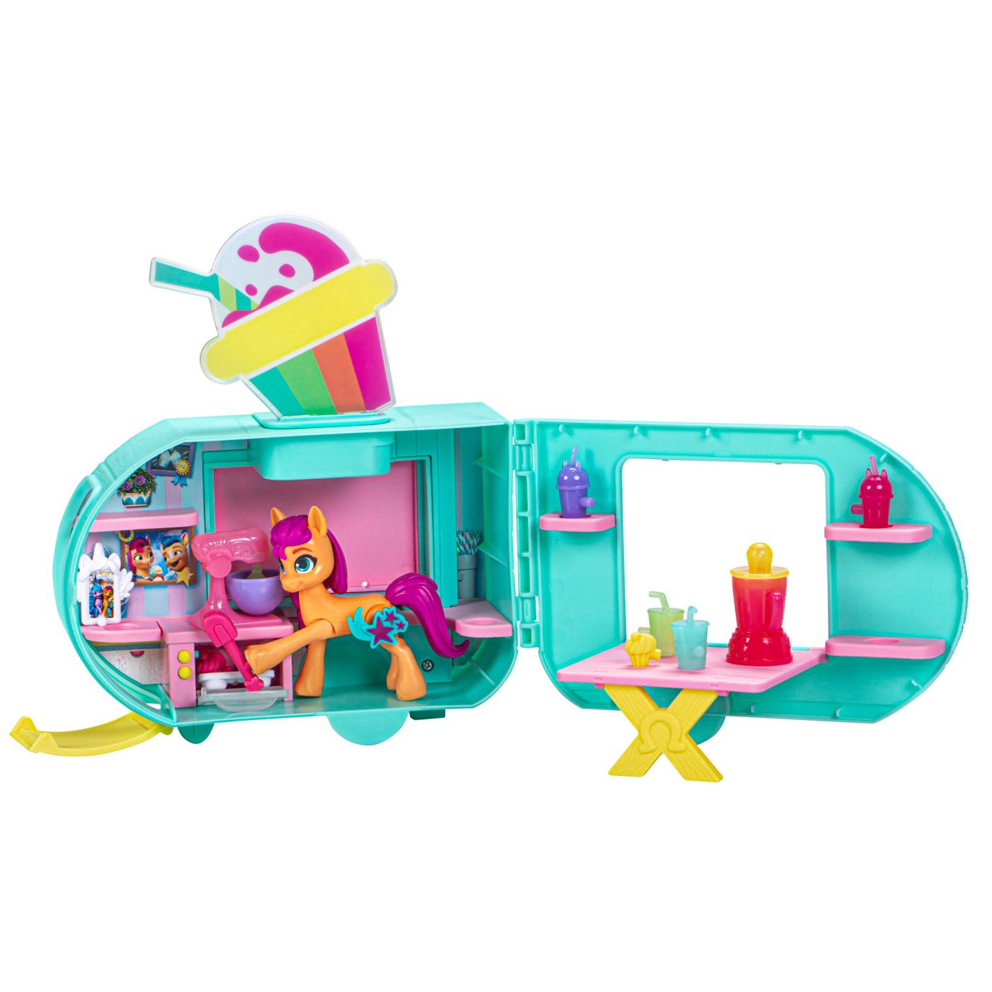 My Little Pony Sunny Starscout Smoothie Truck Playset; image 4 of 5