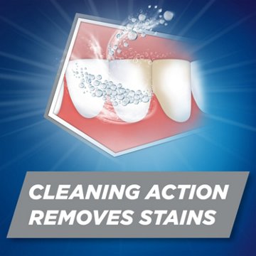 Aquafresh Extreme Clean Whitening Action Fluoride Toothpaste for Cavity Protection