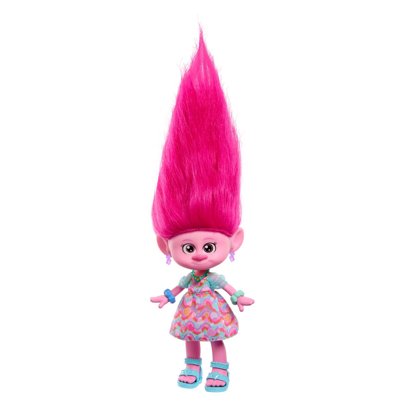 Trolls Band Together Hairsational Reveals Queen Poppy Doll; image 3 of 3