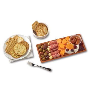H-E-B Deli Cheese Board - Everyone's Favorite