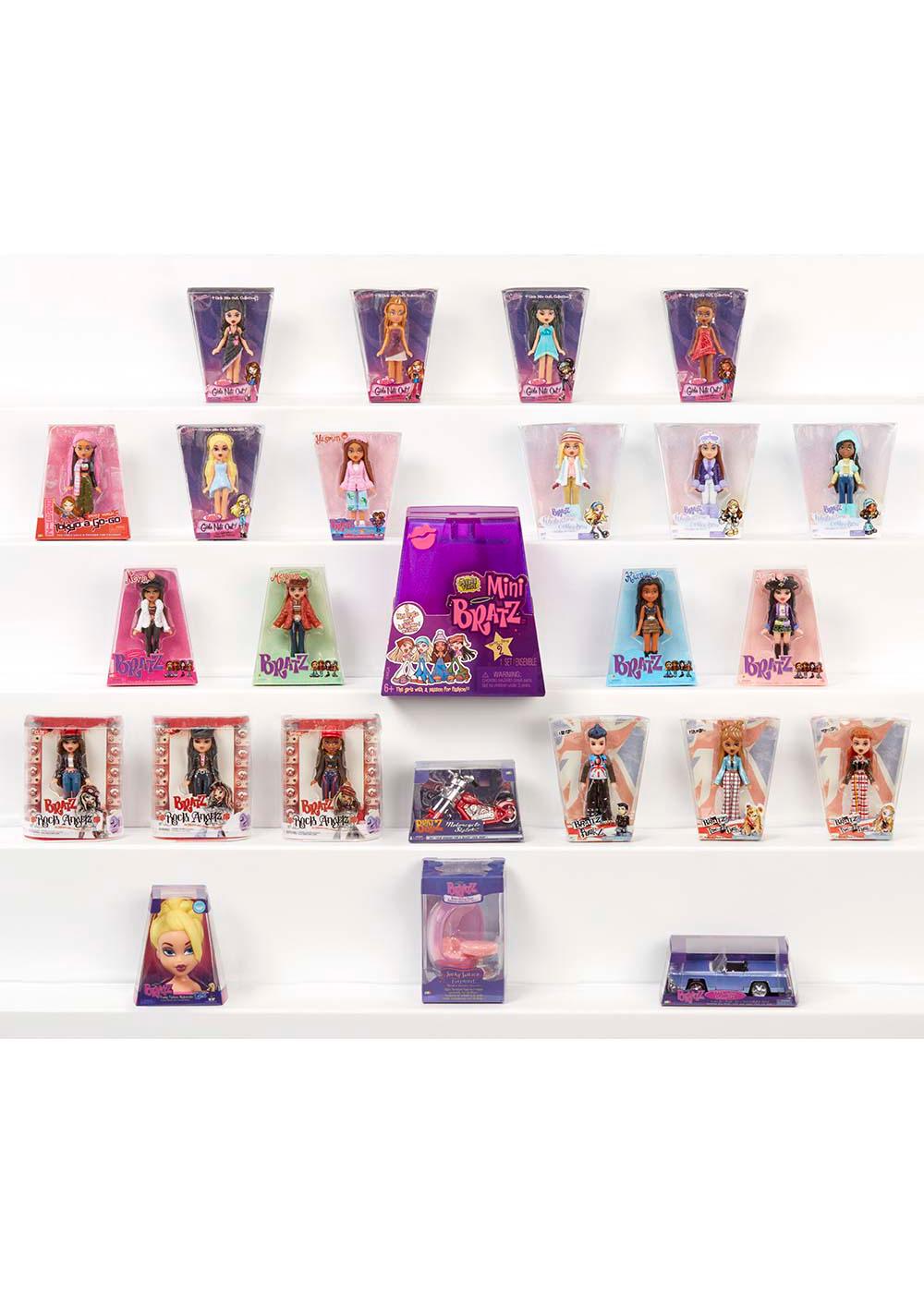 Miniverse Mini Bratz - Series 2 - Shop Action figures & dolls at H-E-B