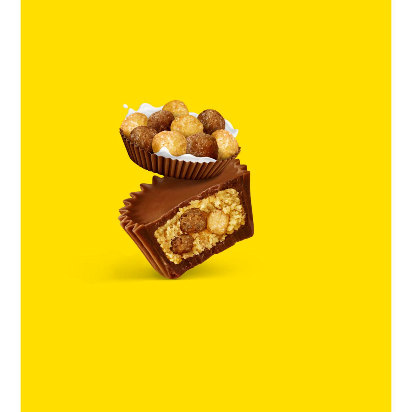 Reese's Miniature Cups with Reese's Puffs Cereal Candy - Share Pack; image 4 of 5