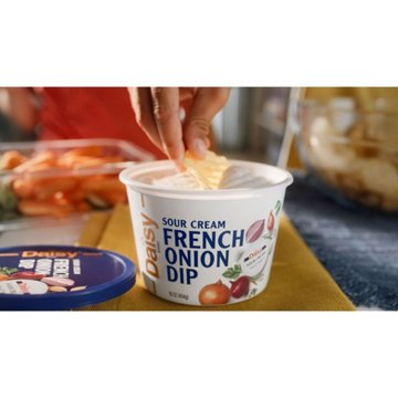 Daisy Sour Cream French Onion Dip, 16 oz