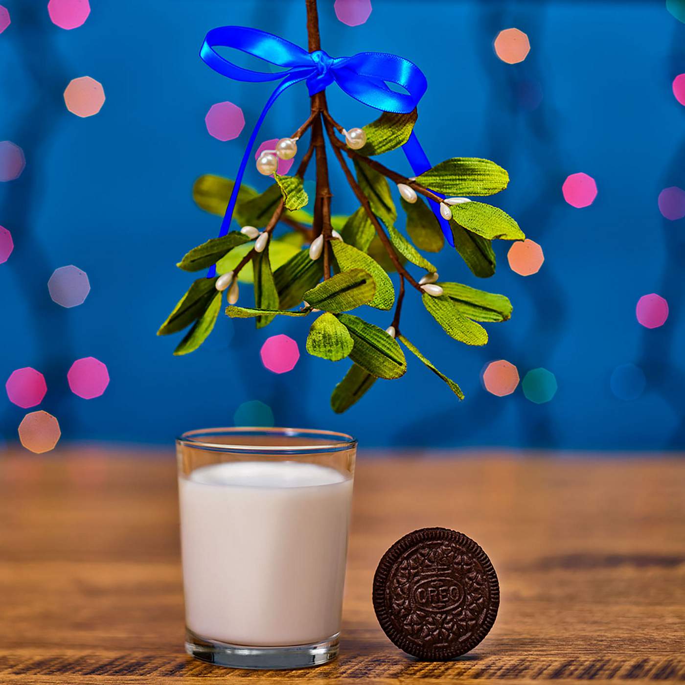 OREO Red Creme Chocolate Sandwich Cookies Limited Edition Holiday Cookies; image 6 of 8