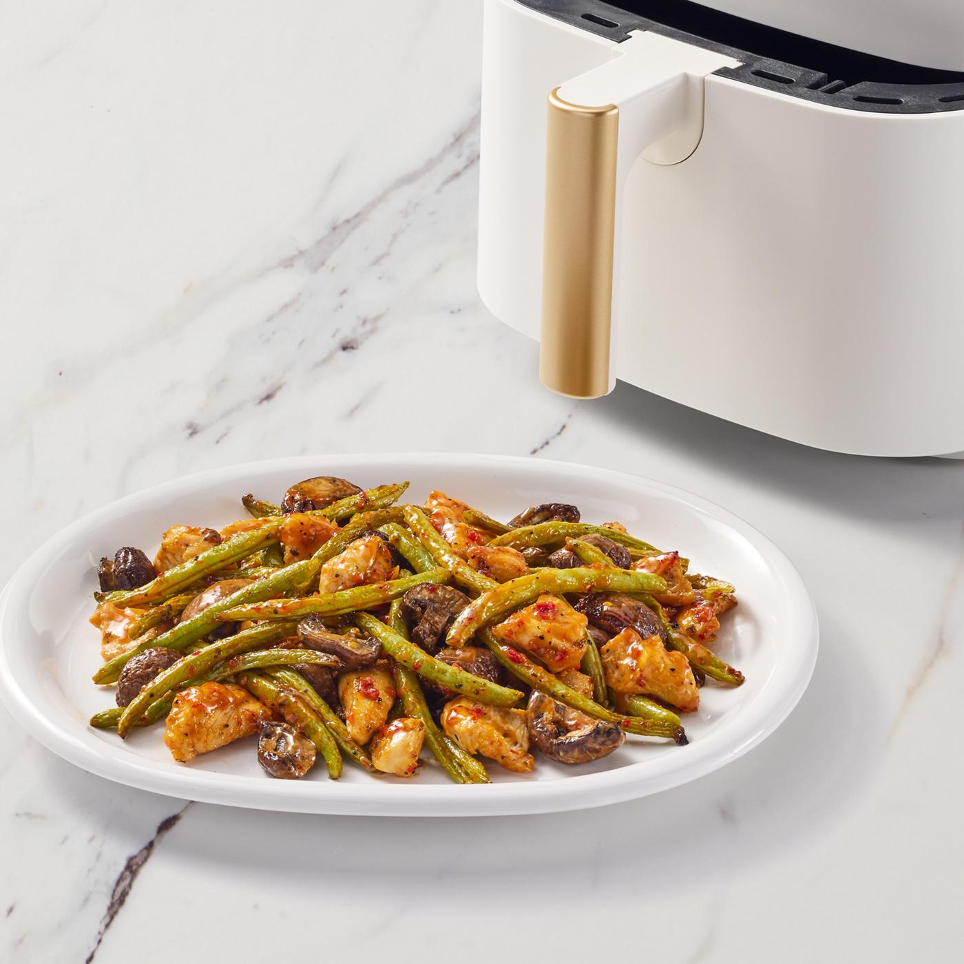 HEB Meat Market Air Fry Kit Honey Garlic Chicken Thighs & Veggies