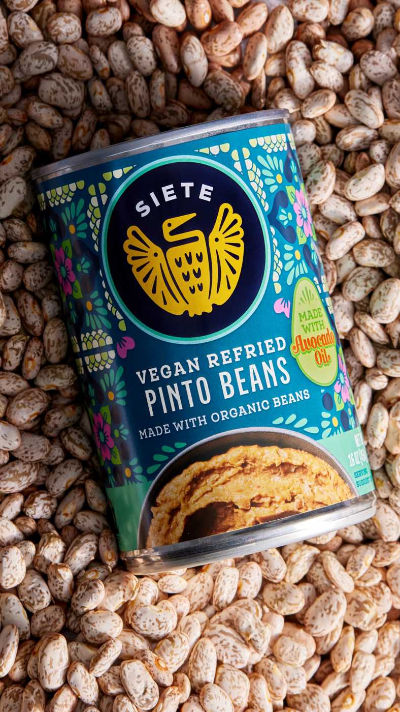 Siete Vegan Refried Pinto Beans; image 5 of 7