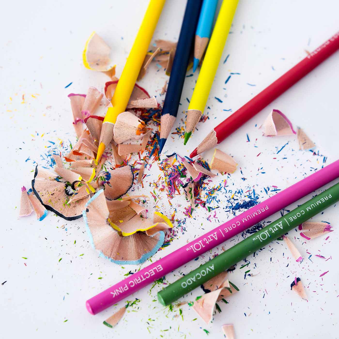 Art 101 Coloring Travel Art Set; image 2 of 4