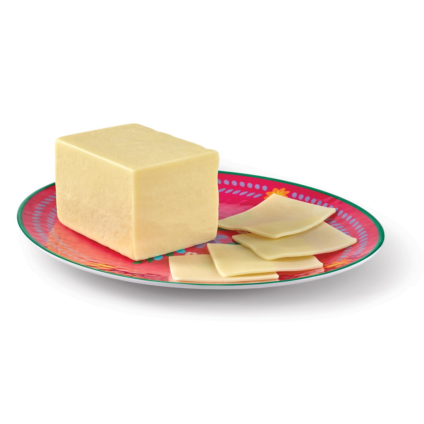 HEB Mi Tienda Sliced Queso Quesadilla MexicanStyle Melting Cheese