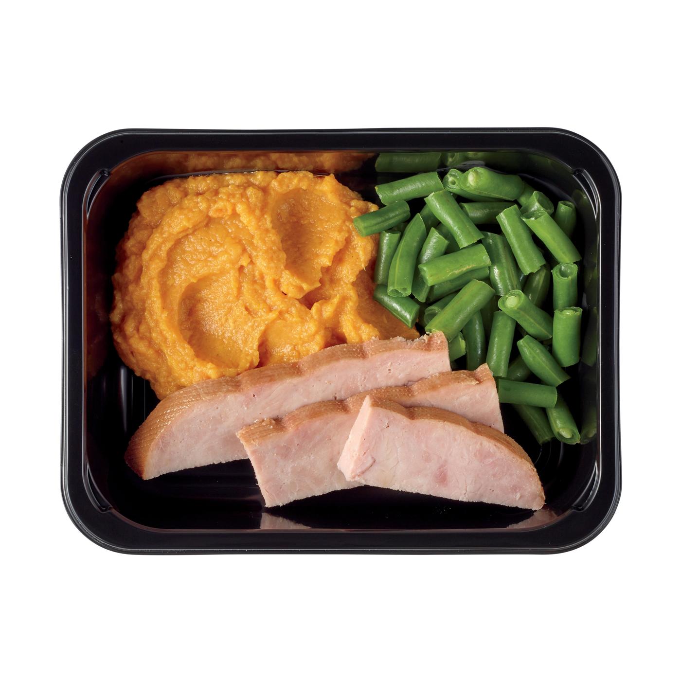 Meal Simple by H-E-B Smoked Ham, Mashed Sweet Potatoes & Green Beans; image 1 of 4