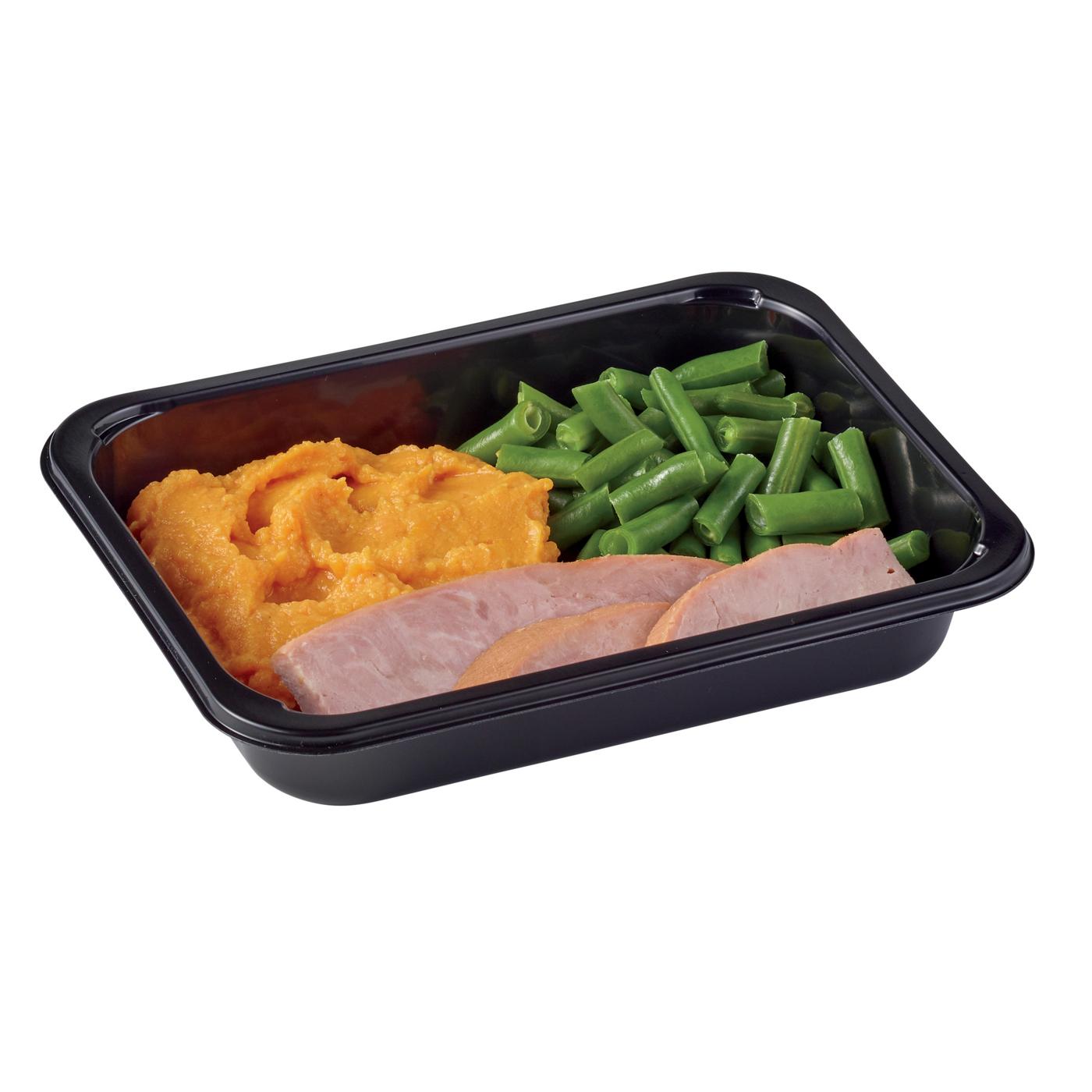 Meal Simple by H-E-B Smoked Ham, Mashed Sweet Potatoes & Green Beans; image 2 of 4