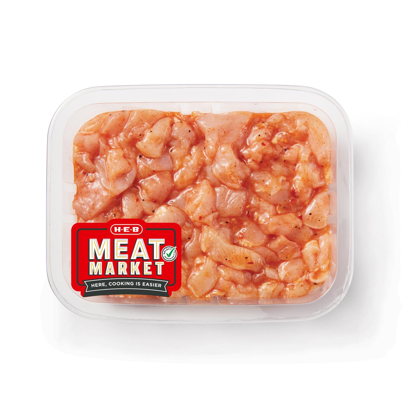 H-E-B Meat Market Marinated Diced Chicken - Chile Lime; image 1 of 3