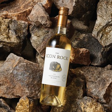 The Icon Rock Sauvignon Blanc Chile White Wine, 750 mL