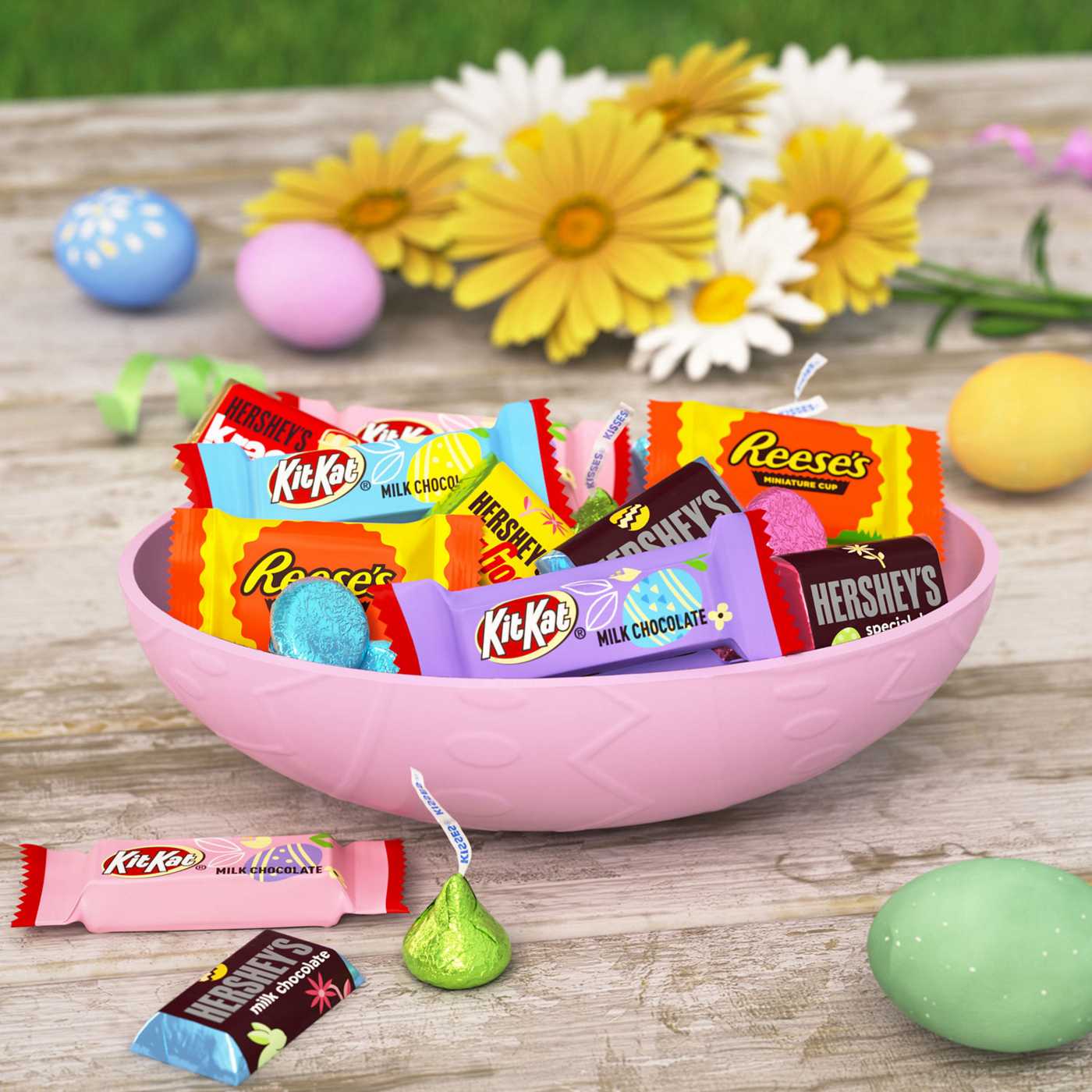 Hershey's, Reese's & Kit Kat Assorted Chocolate Easter Candy; image 5 of 7