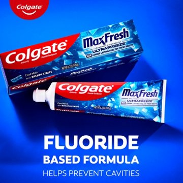 Colgate Max Fresh Whitening Anticavity Toothpaste - Cool Mint, 3 pk