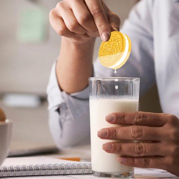 OREO Gluten Free Golden Sandwich Cookies
