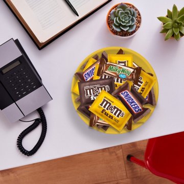 M&M'S, Snickers, & Milky Way Assorted Fun Size Chocolate Candy - Jumbo Pack