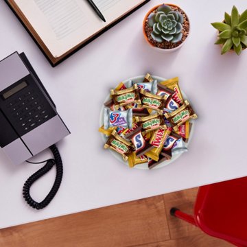 Snickers, Twix, Milky Way & 3 Musketeers Minis Milk Chocolate Bars - Party Size, 19.49 oz