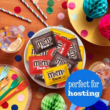 M&M'S Milk Chocolate & Peanut Mix Fun Size Variety Pack - Party Size, 19.41 oz