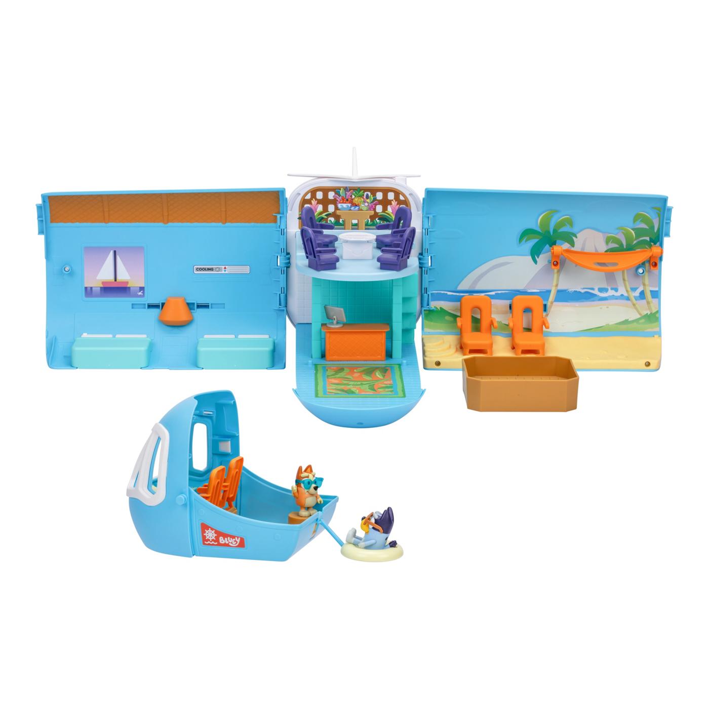 Bluey 3-in-1 Transforming Airplane Playset; image 12 of 12