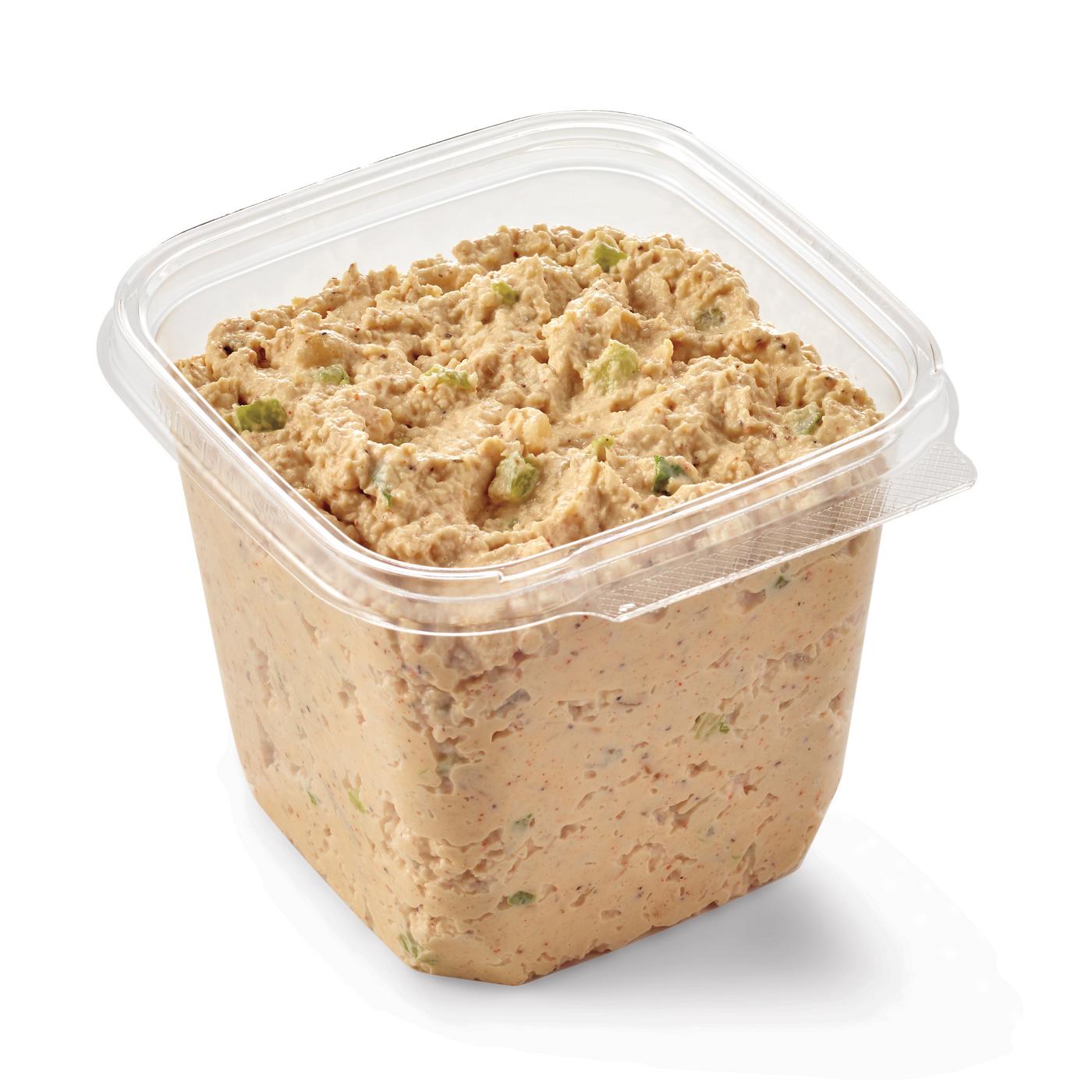 Meal Simple by H-E-B Rotisserie Chicken Salad - Large; image 4 of 4