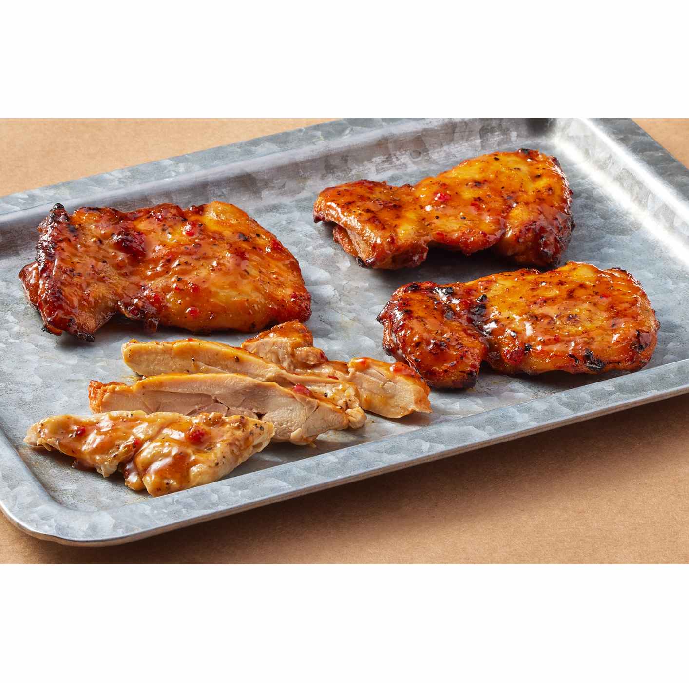 H-E-B Meat Market Marinated Boneless Chicken Thigh – Honey Garlic; image 3 of 4