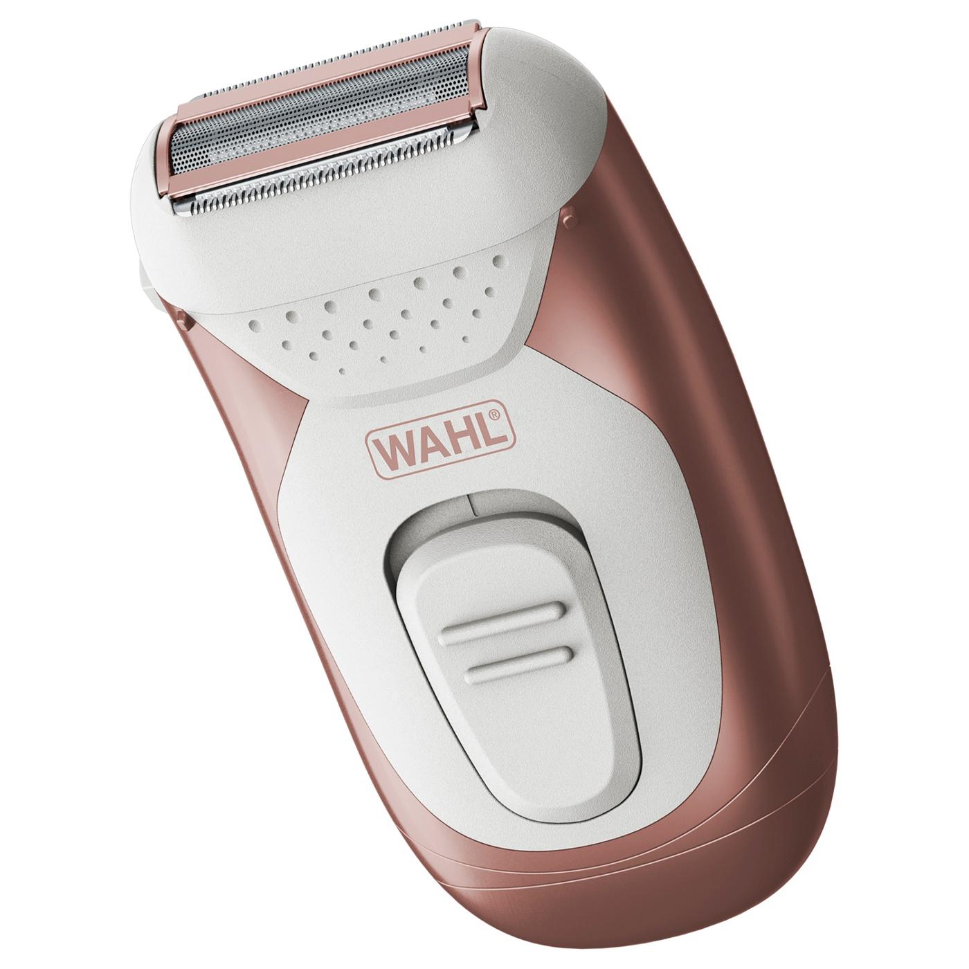 Wahl Smooth Confidence Wet/Dry Shaver; image 2 of 3