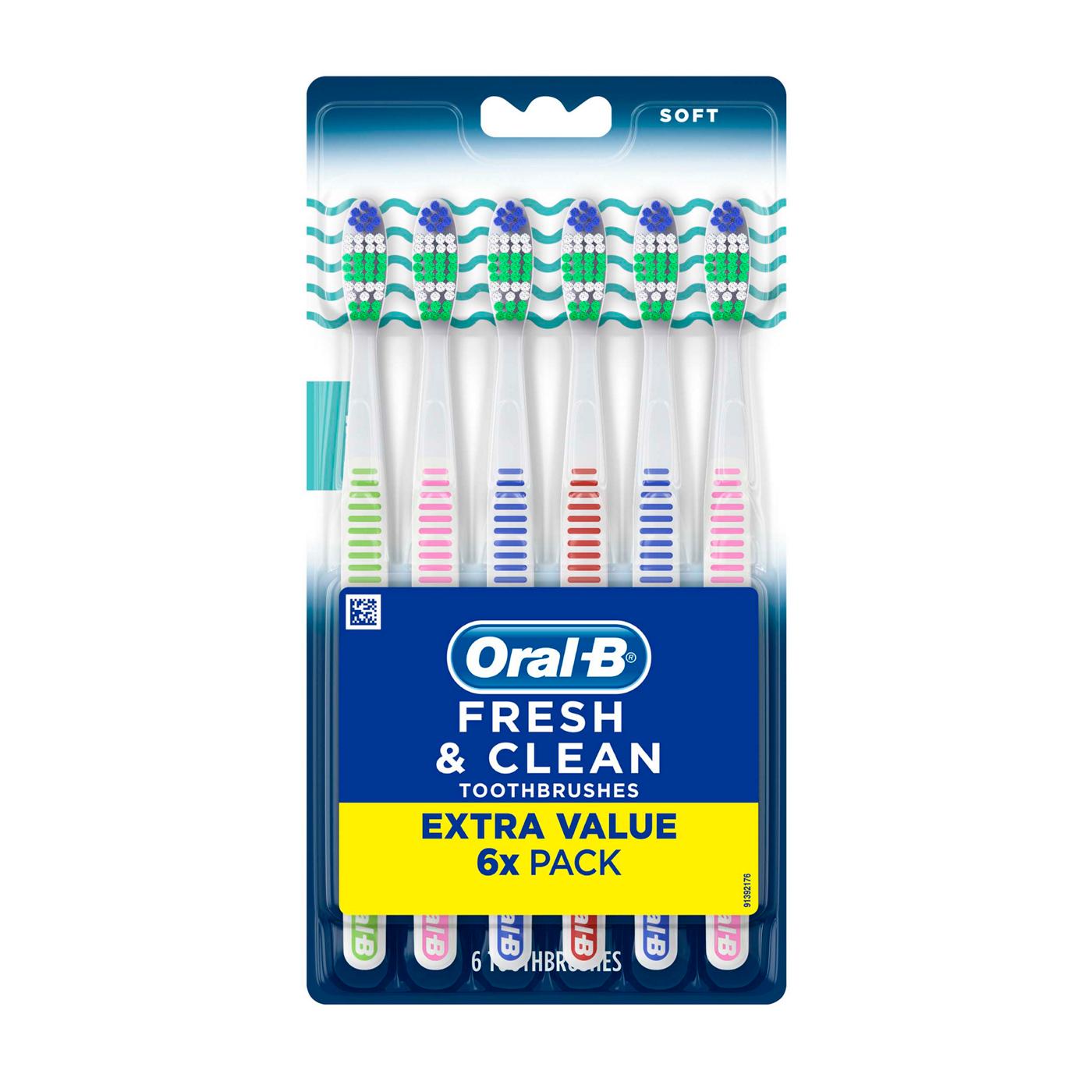 Oral-B Fresh & Clean Toothbrushes - Soft; image 1 of 6