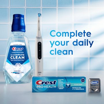 Crest Travel Size Mouthwash Pro Health Complete Clean - Clean Mint, 3.3 oz