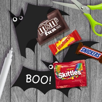 M&M'S, Snickers, Skittles & Starburst Assorted Fun Size Halloween Candy, 18.5 oz