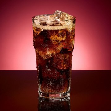 Dr Pepper Strawberries & Cream Soda 6 pk Bottles