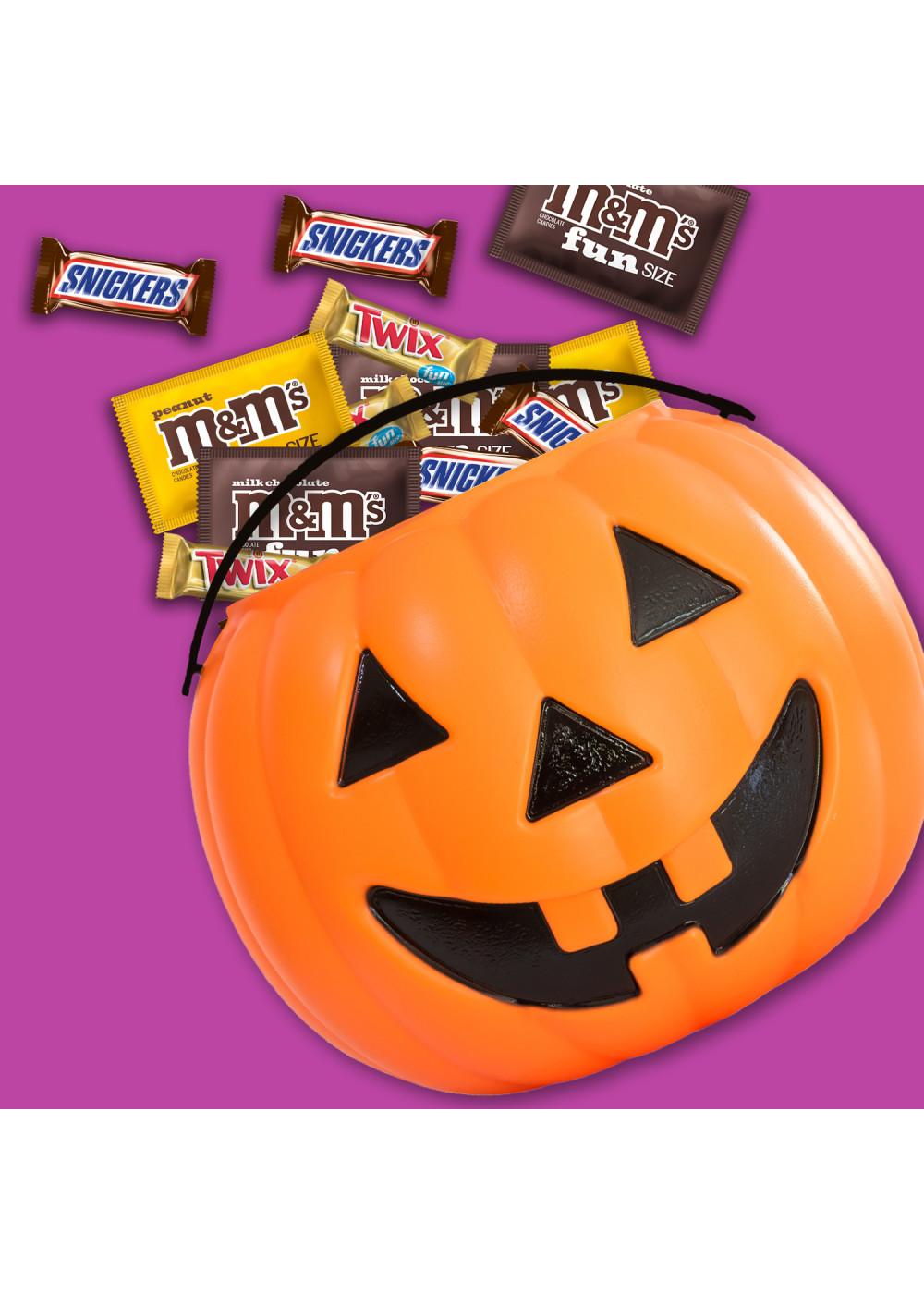 M&M'S, Snickers, & Twix Assorted Fun Size Halloween Candy; image 3 of 7