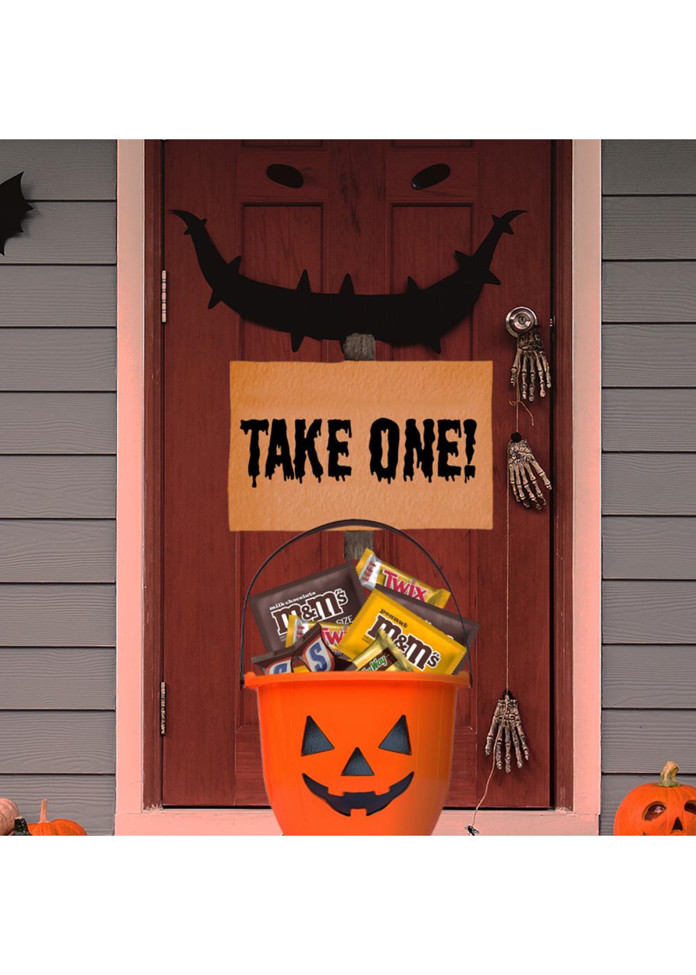 M&M'S, Snickers, Twix, & Milky Way Assorted Halloween Candy; image 7 of 7