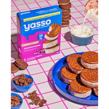 Yasso Cookies 'n Cream Frozen Greek Yogurt Sandwiches, 3 ct