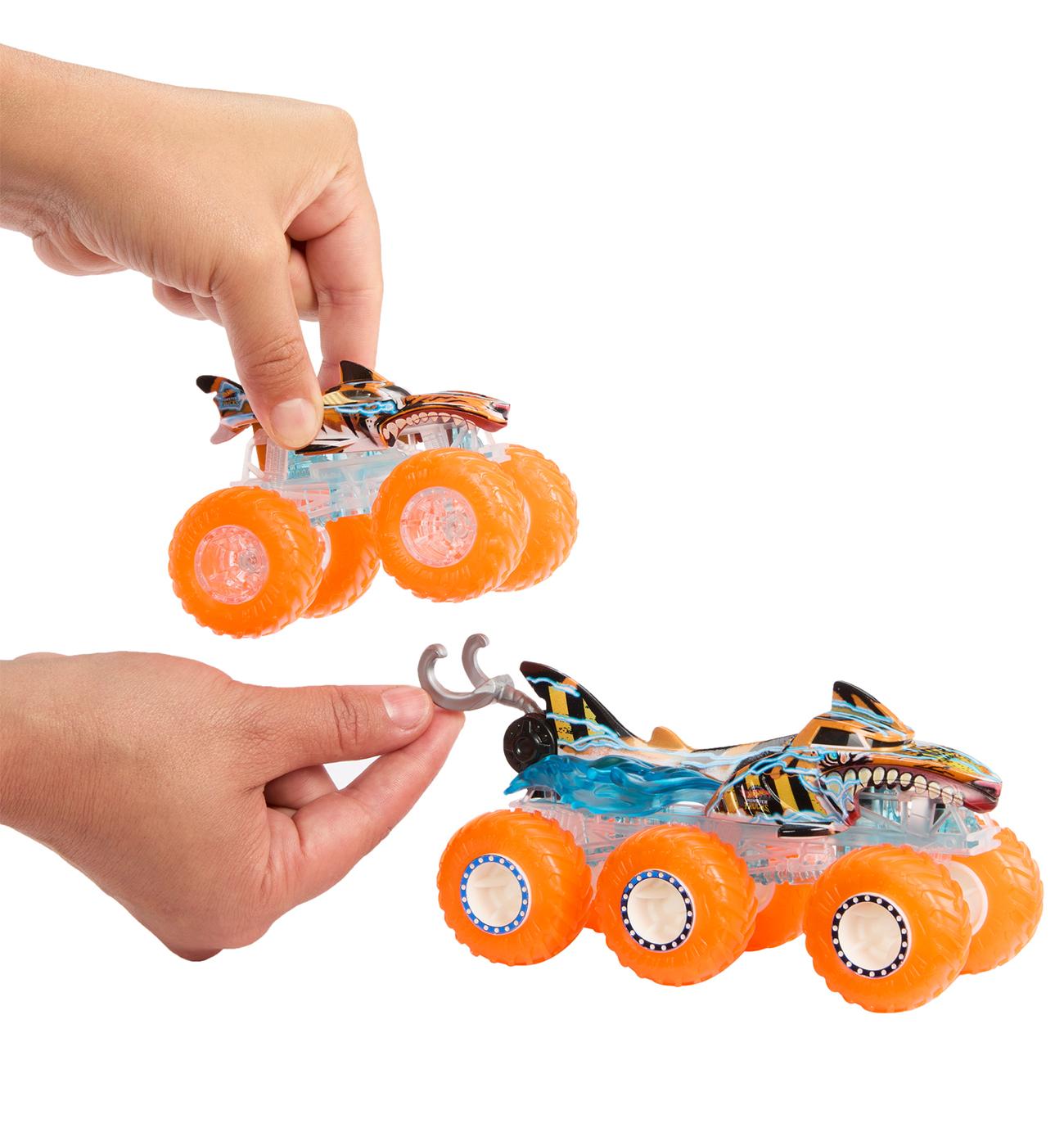 Hot Wheels Monster Trucks Power Smashers Multi-Pack; image 2 of 3