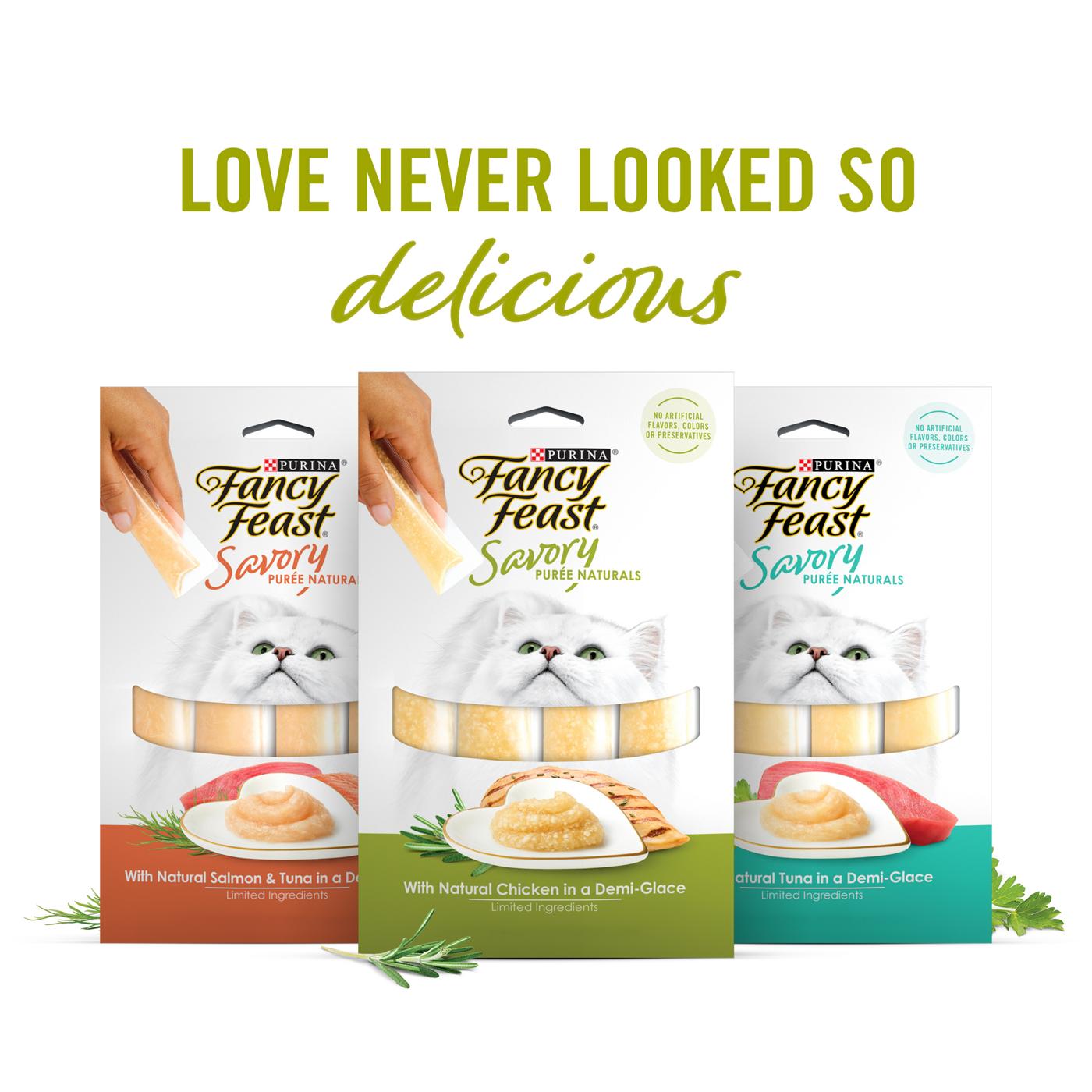 Fancy Feast Purina Savory Purees Lickable Cat Treats - Chicken; image 5 of 8