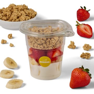 H-E-B Granola & Vanilla-Flavored Yogurt Parfait – Strawberry Banana, 8 oz